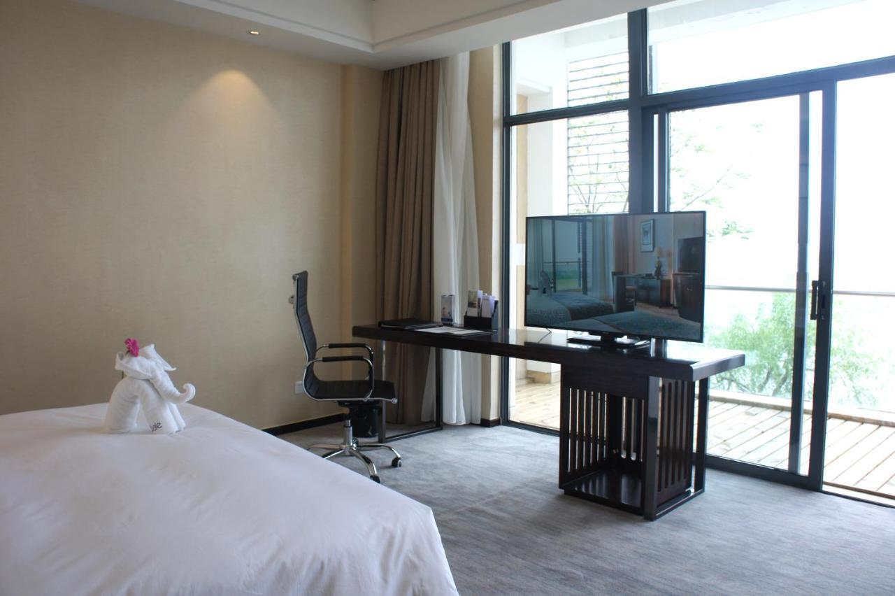Rosedale Hotel & Resorts Suzhou Сучжоу Екстер'єр фото